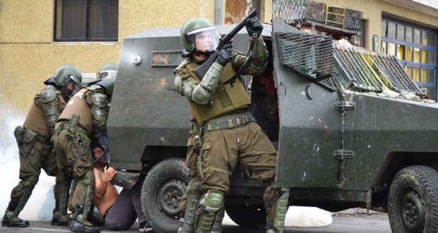 Carabineros-tortura3-620x330