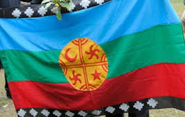 bandera_mapuche-600x381